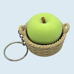 Kleine appel in een mandje als klikker