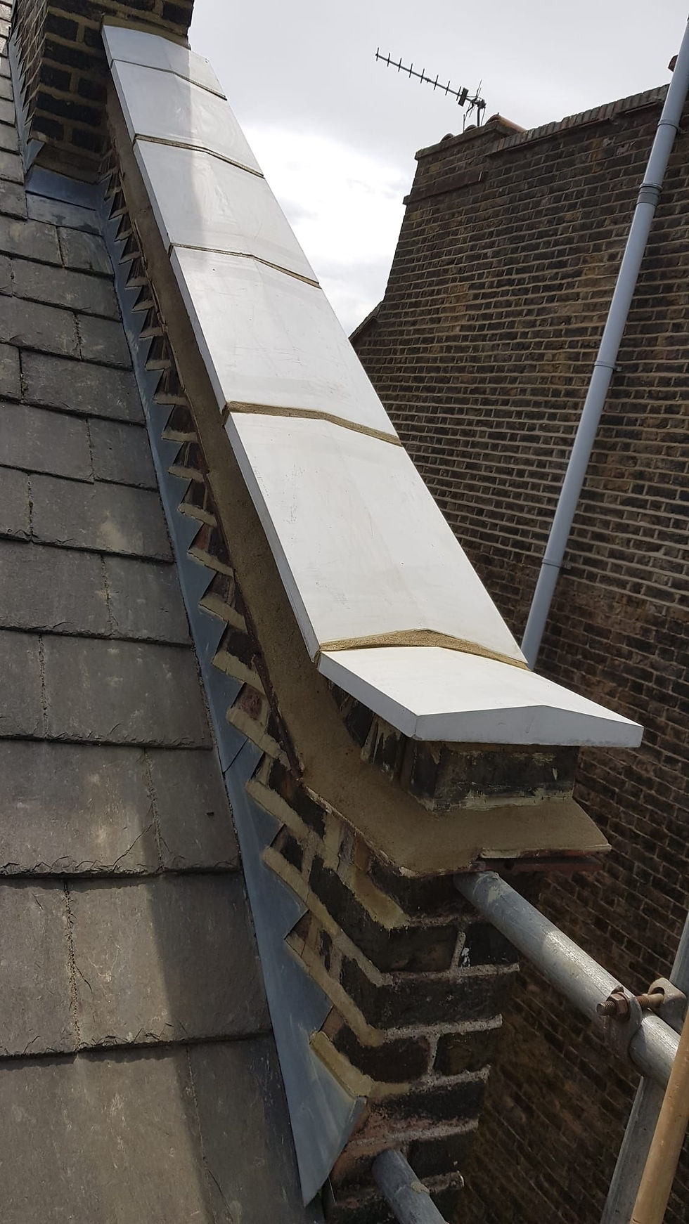 Complex Roofing Solutions_London