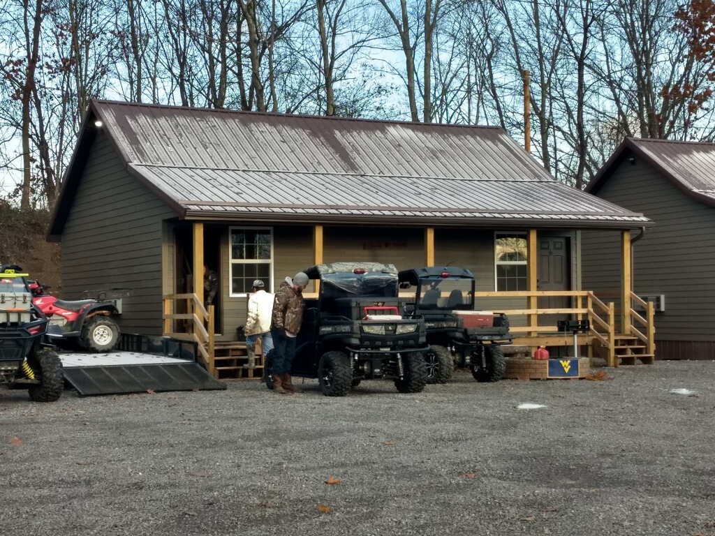 Hatfield McCoy TrailCabin RentalsBluewell WVGoldandBlueCabins