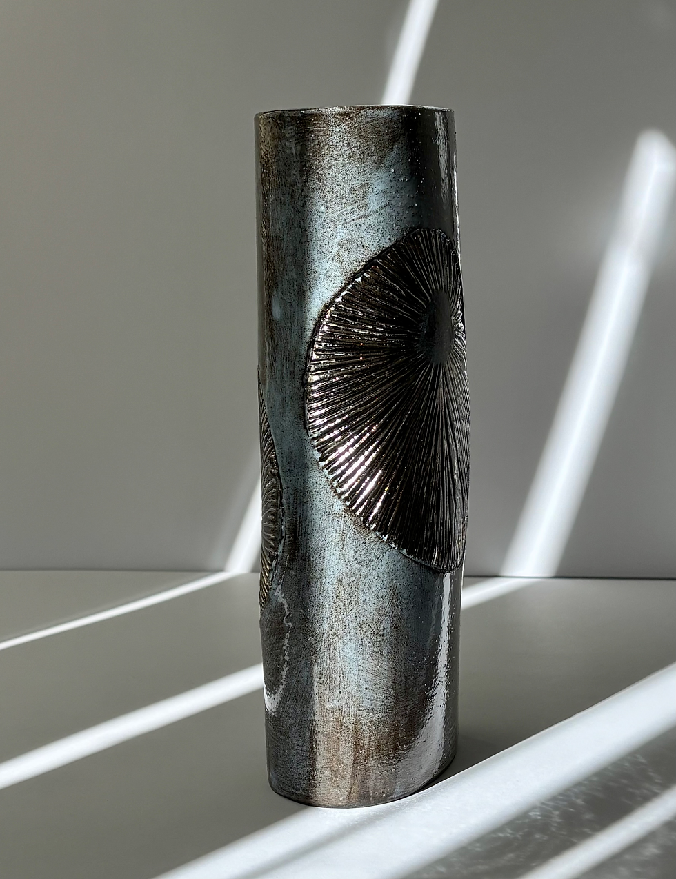 Thumbnail: Platinum Tall Shell Range Vase