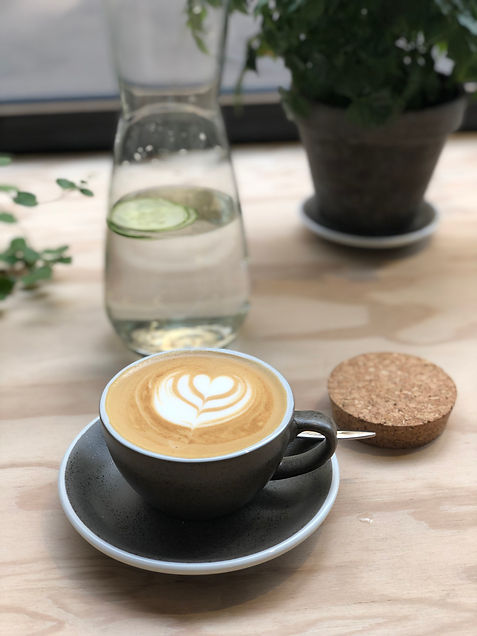 Back in Black coffee shop Camille JOLLY