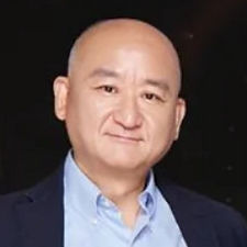 lugee li_edited.jpg