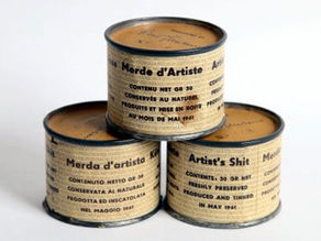 Estatuas invisibles y NFTs: Análisis sobre la inmaterialidad del arte en el siglo XXI.