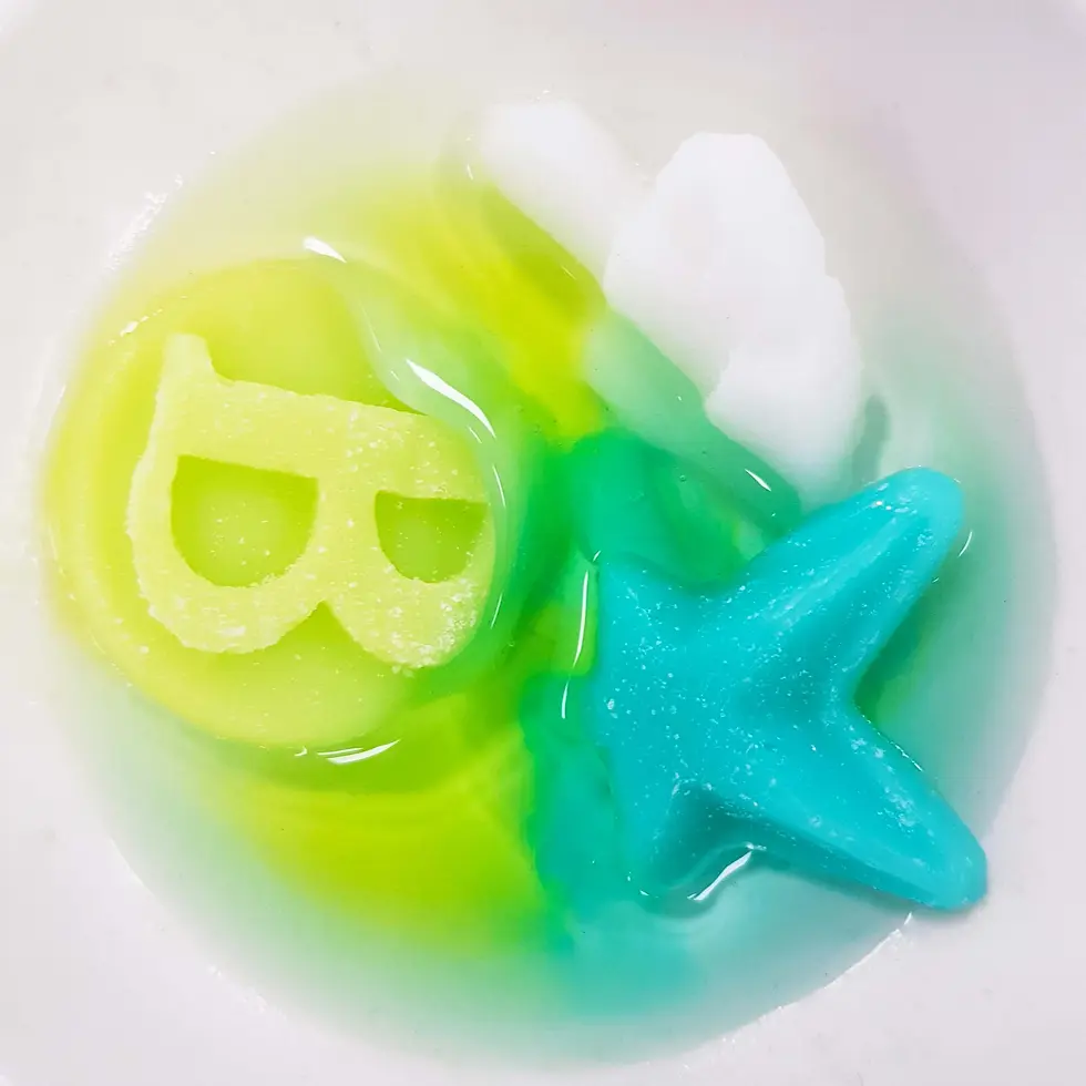 Thumbnail: Little Hotties