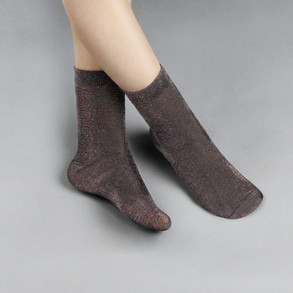 schwarz-glnzende-socken