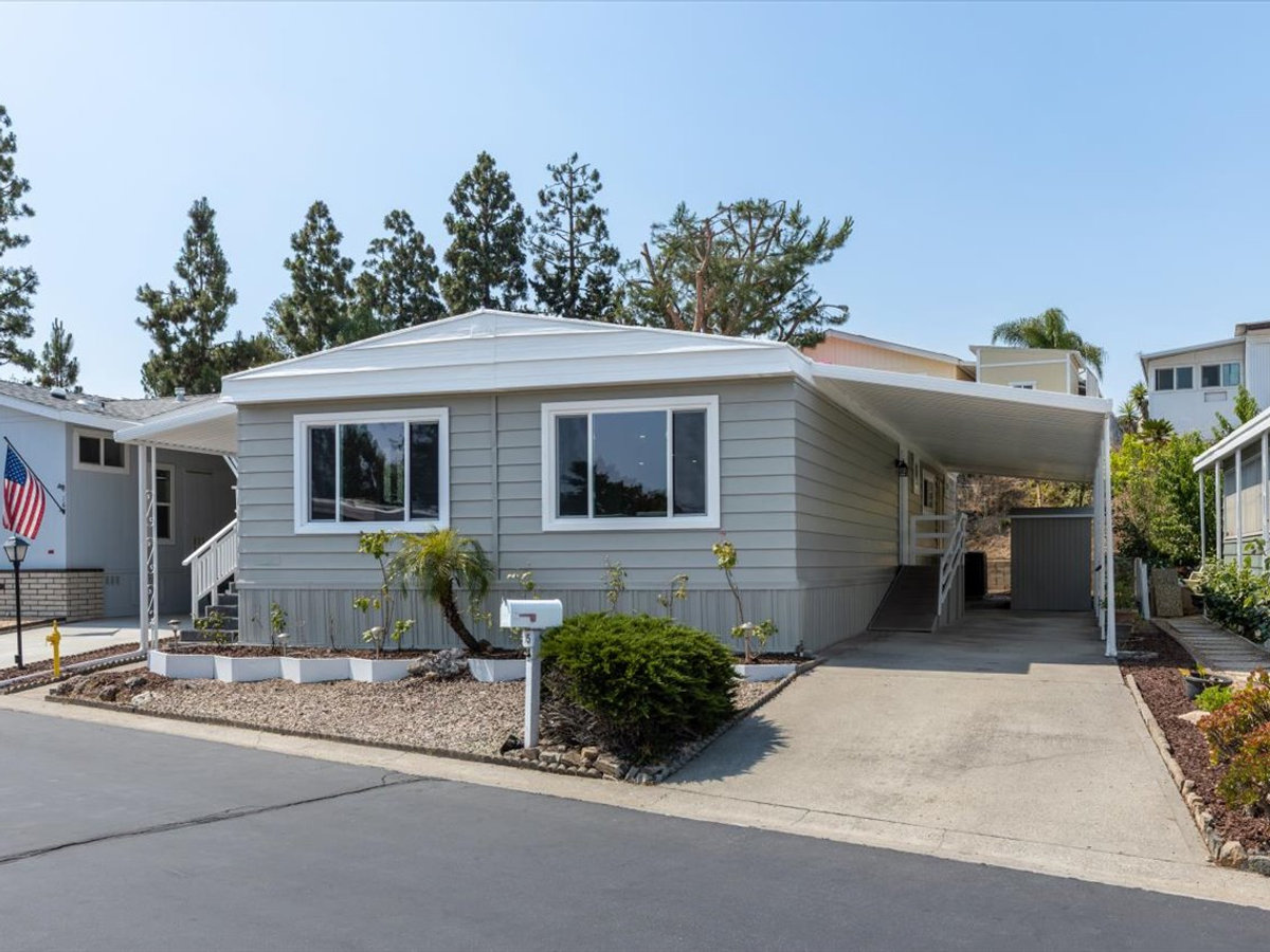San Marcos Mobile Estates — Freshly Remodeled 2BR/2BA 55+
