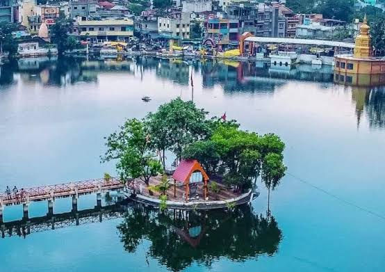 HistoricalLandRecords, AdministrativeIrregularities, RevenueFraud