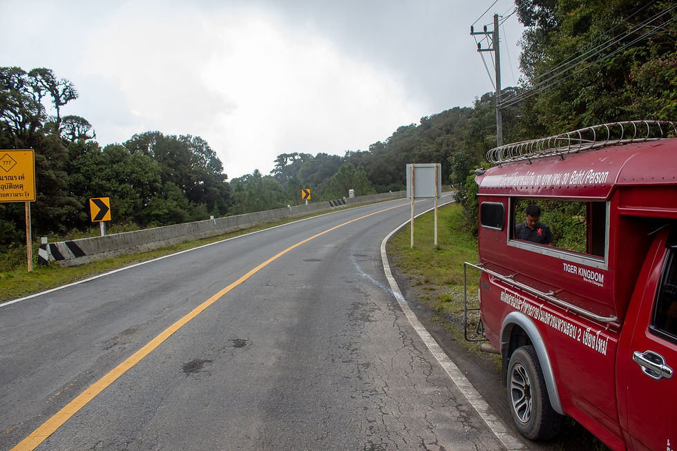 the song teaw broke down on the way to doi inthanon chiang mai
