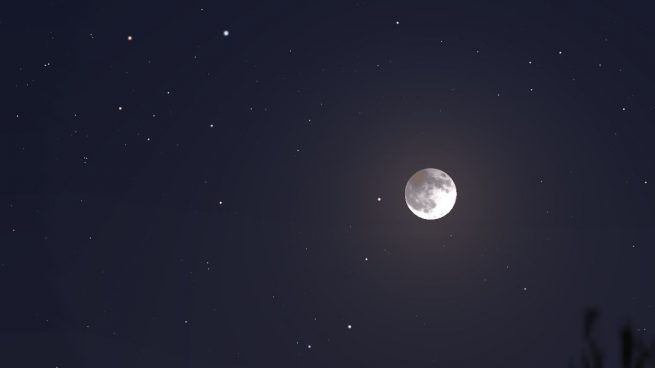 ¿Por qué la Luna se está oxidando? Parece que la Tierra tiene la