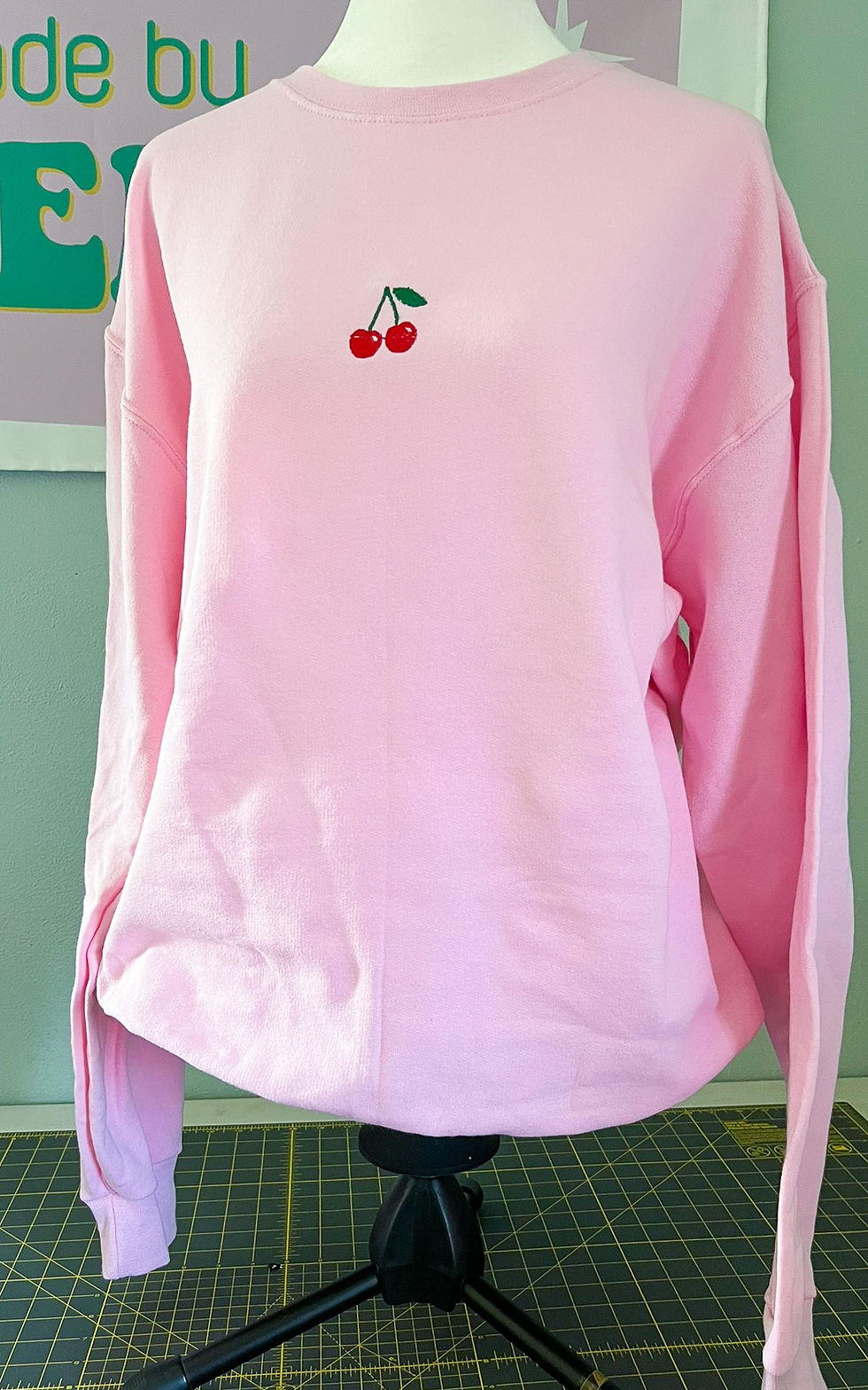 Thumbnail: Cherries Pink Embroidered Sweatshirt