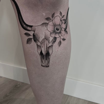 longhorn tattoo alberta tattoo fine line tattoo illustrative tattoo black and grey tattoo blackwork tattoo yyc tattoo calgary tattoo airdrie tattoo floral tattoo flower tattoo