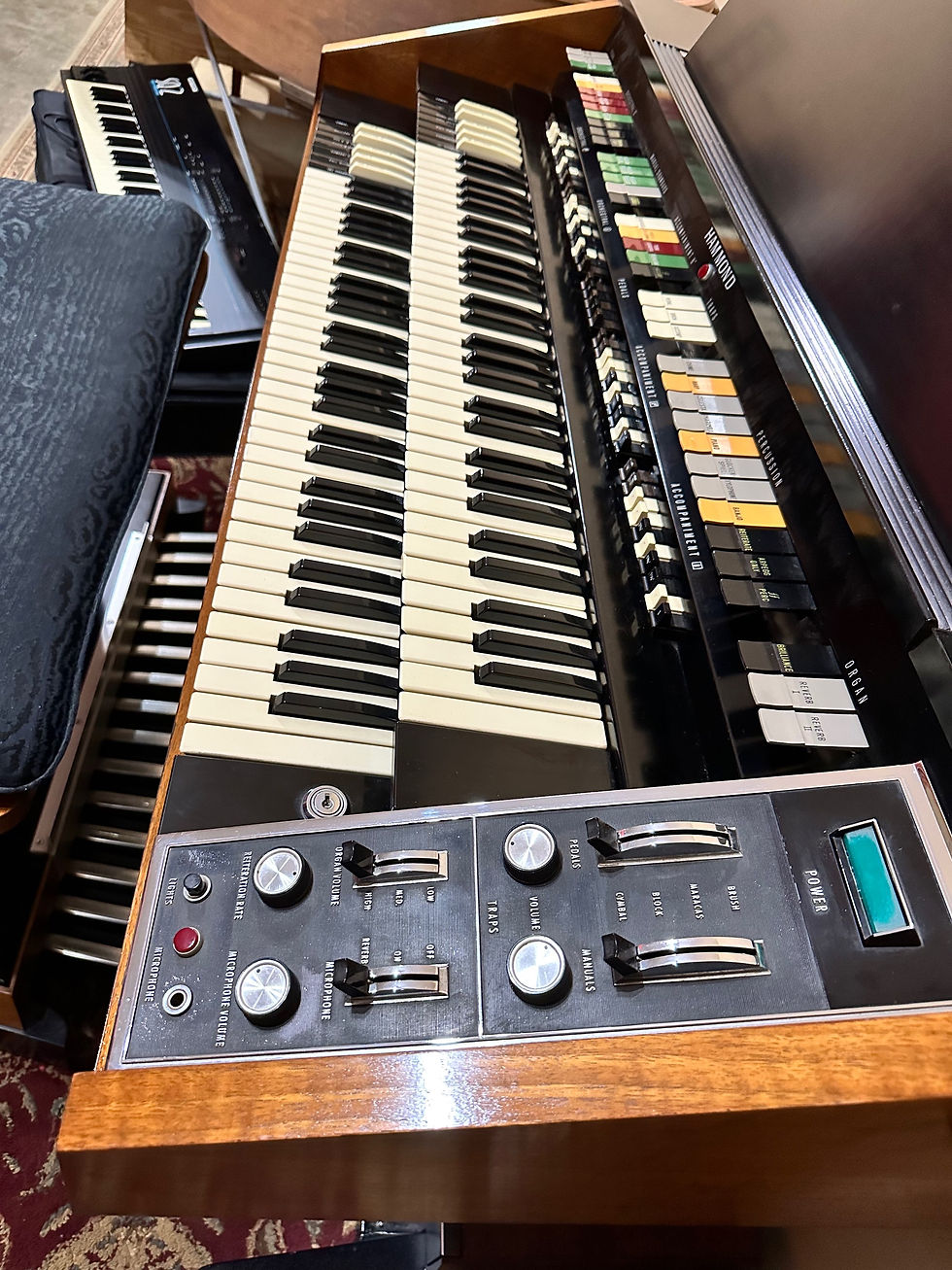 Thumbnail: Hammond X66