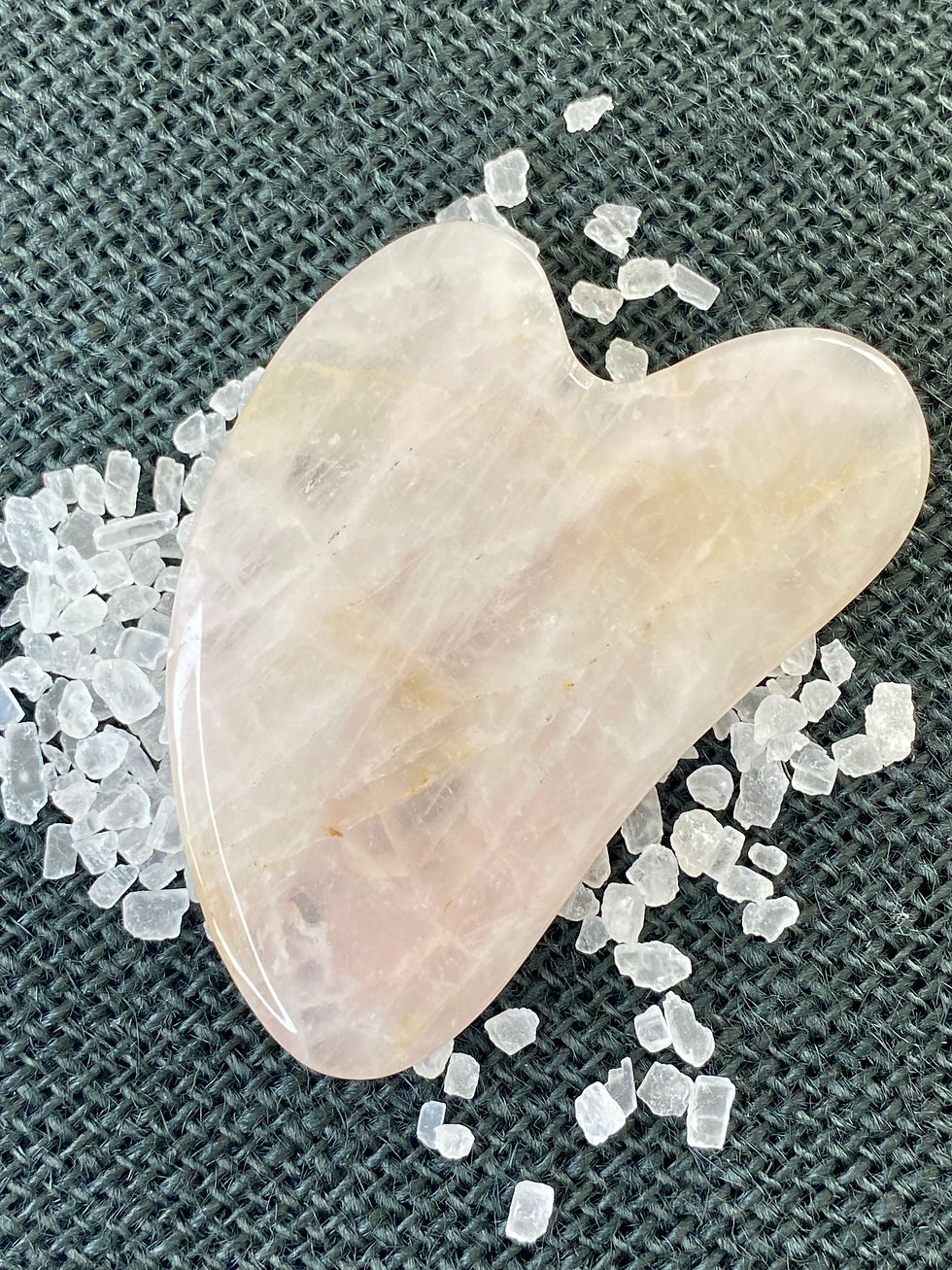 Küçük resim: Gua sha pembe kuvars