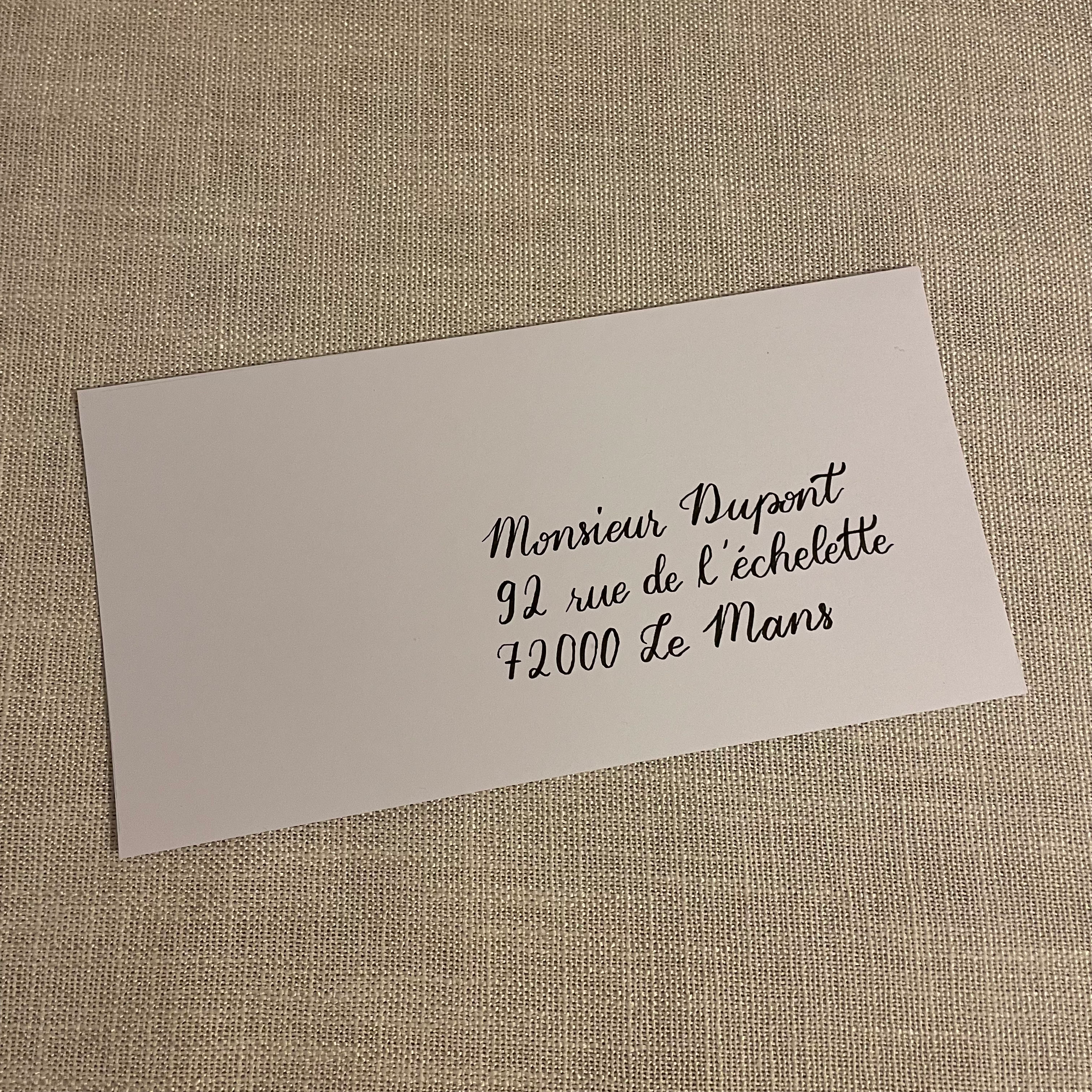 Enveloppe calligraphiée