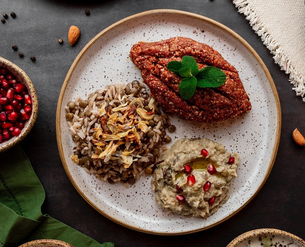Kibe Cru, Arroz com Lentilha e Babagnoush