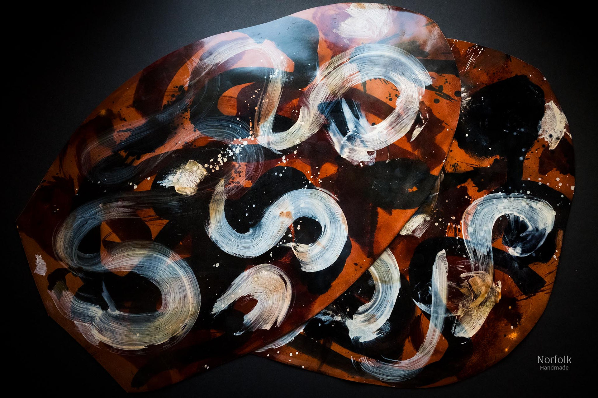Norolk Shell Cordovan Side by Side