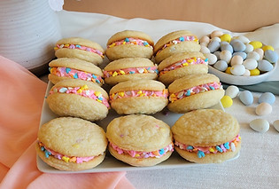 Sandwich Cookes-Easter themed.jpg