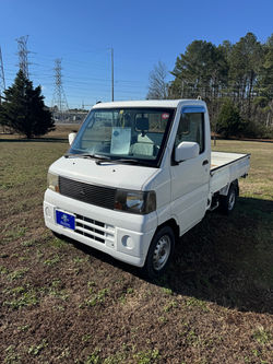 2003 Mitsubishi 4WD