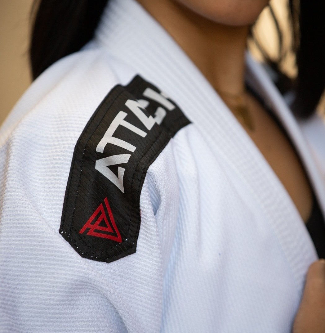 Kimono Trançado Adulto Branco Attack