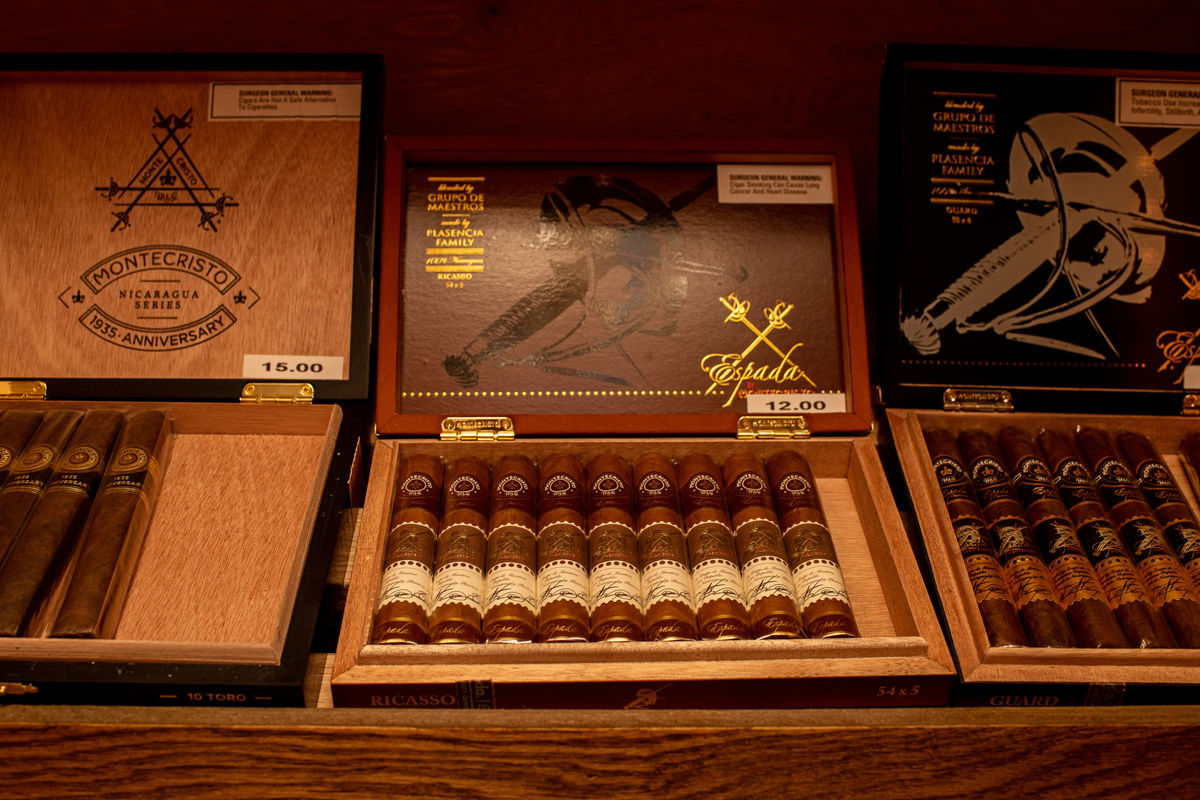 Blaque Cigar Lounge