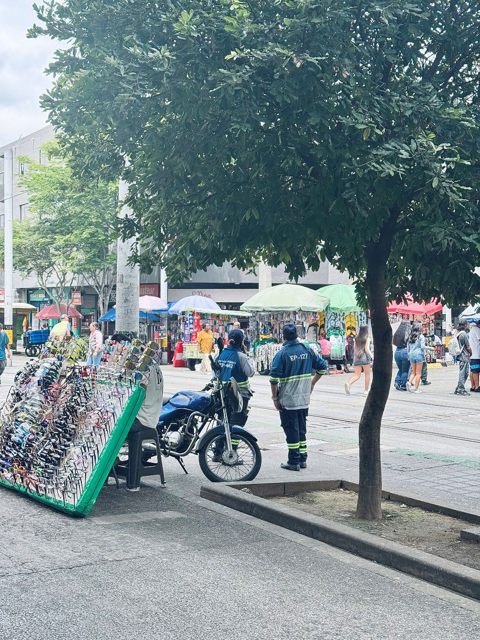 Espacio público hace presencia en algunos corredores comerciales de la ciudad. Foto: Estefanía Hernández