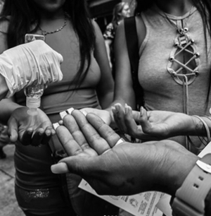 En Medellín, las madres dedicadas al trabajo sexual agotan recursos