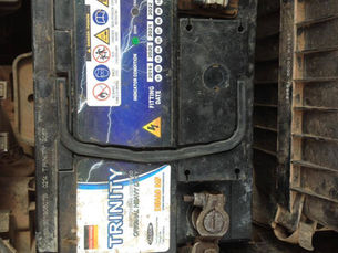 INDICATION OF A DEAD CAR BATTERY