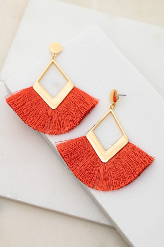 Thumbnail: diamond metal with fan shape tassel earrings