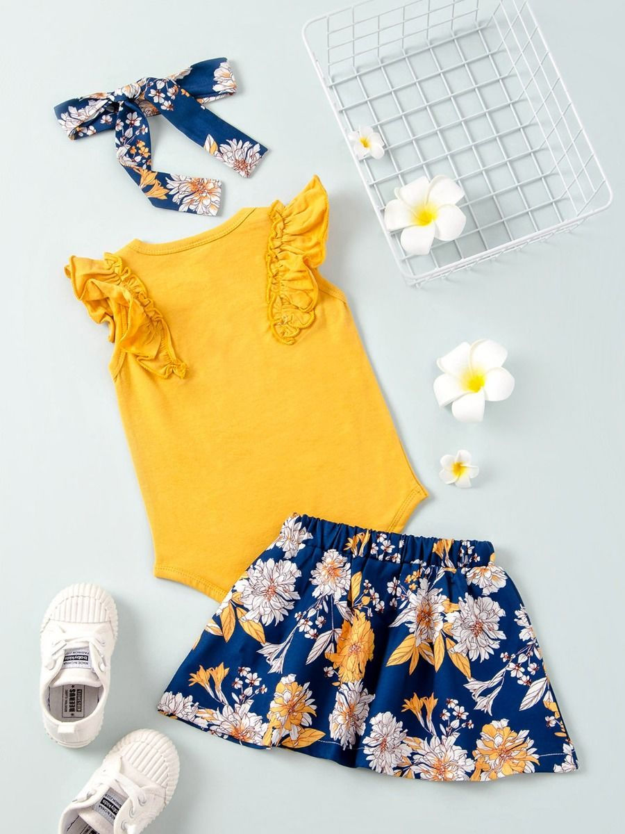 Thumbnail: 3-Piece Baby Girl Yellow Bodysuit and Flower Skirt Hair Band Outfits