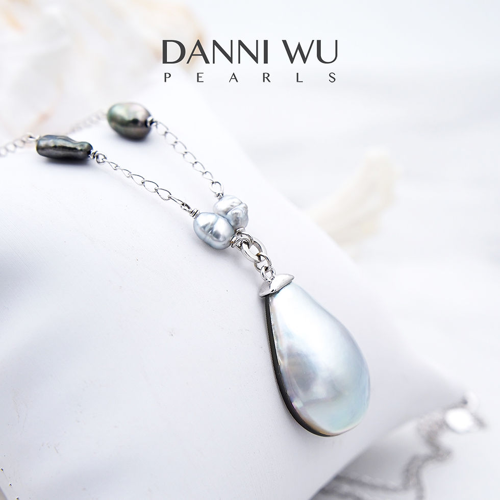 Thumbnail: Tahitian Mabe Pearl Necklace 17mm