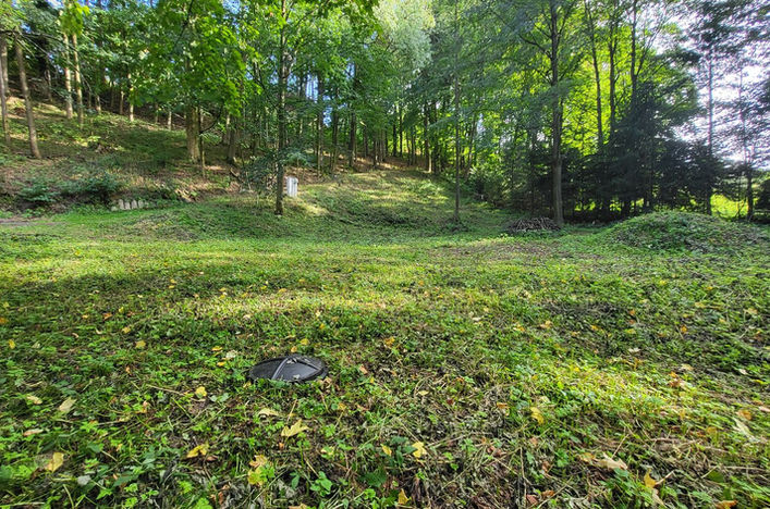 Klidný pozemek 935 m² k pronájmu v Javorníku u Vysokého Mýta