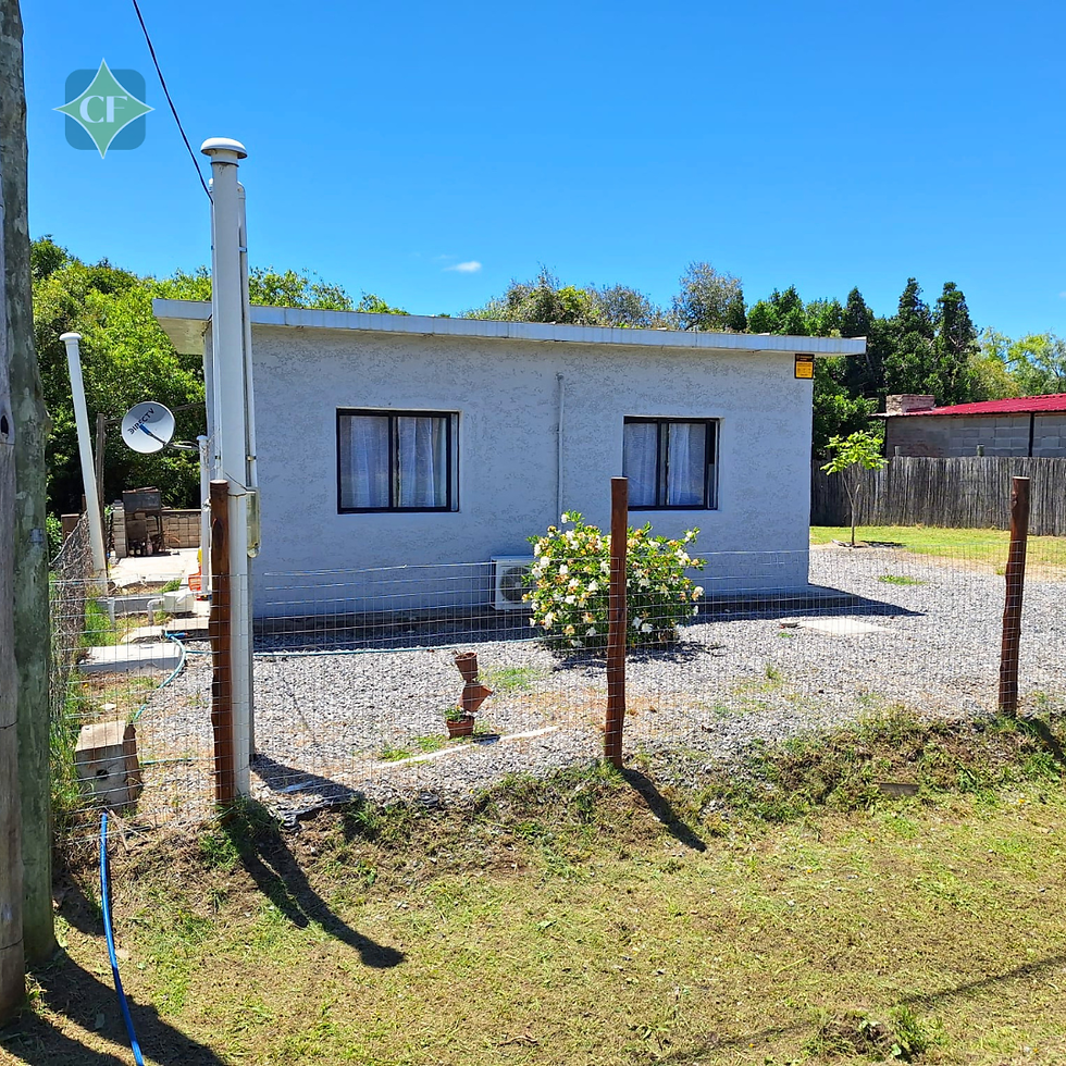 Miniatura: Casa en Los Pinos, Colonia | 1 dormitorio | Terreno 300 m²