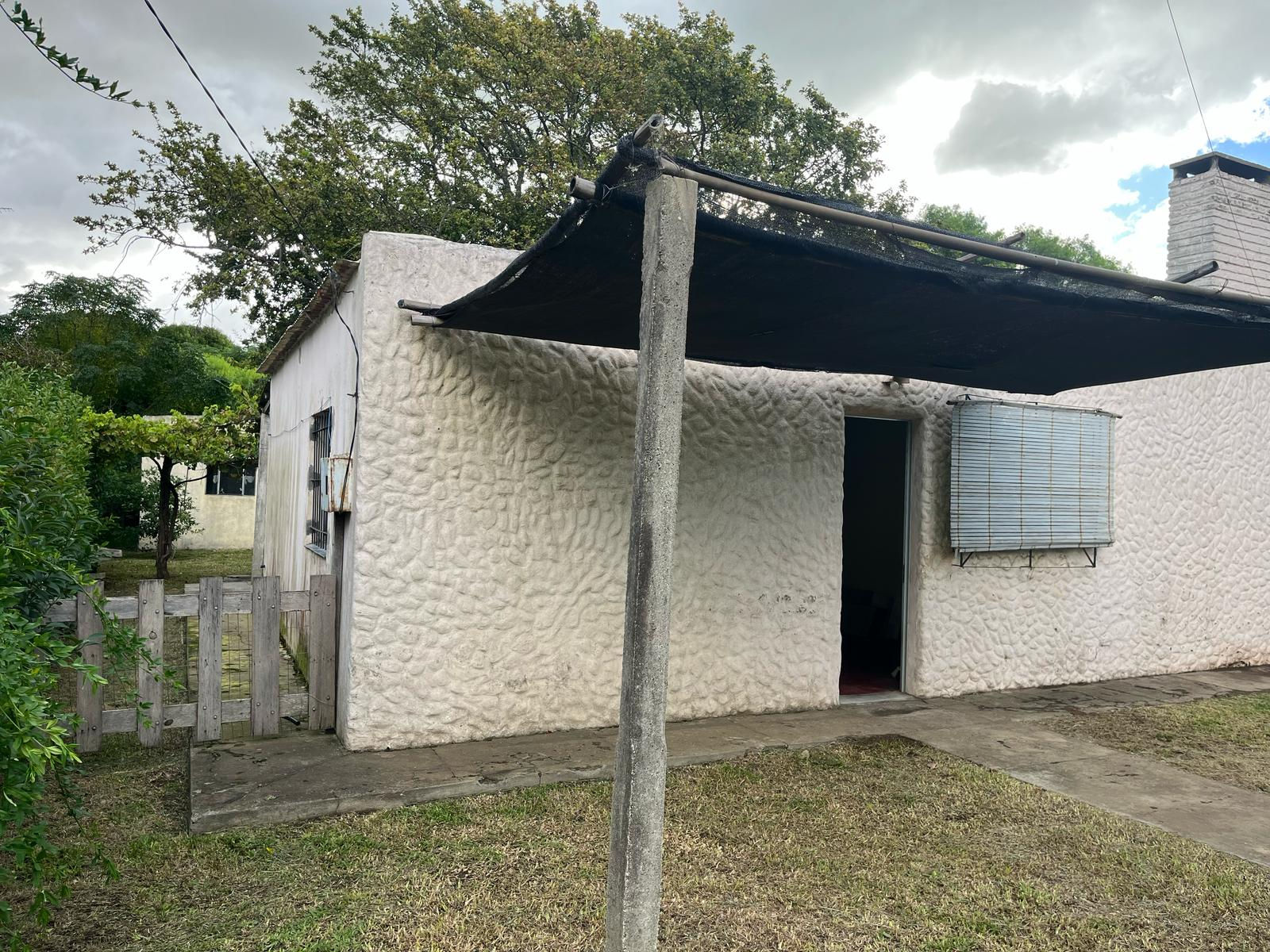 Casa De Playa En Excelente Ubicacion, Ideal Para Acondicionar