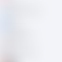 Menu do Facebook com ícones coloridos: Fundos, Clima, Eventos, Anúncios, Jogos, Messenger, Páginas, Reels, Vídeos. Fundo branco.