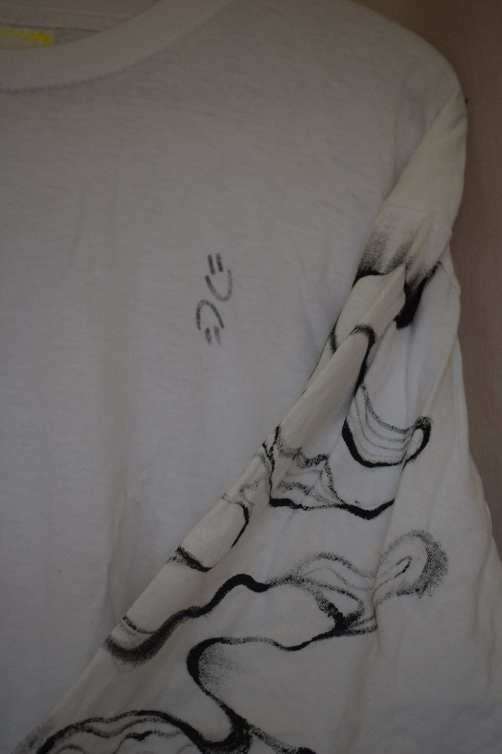 Thumbnail: Swirls long-sleeved tee