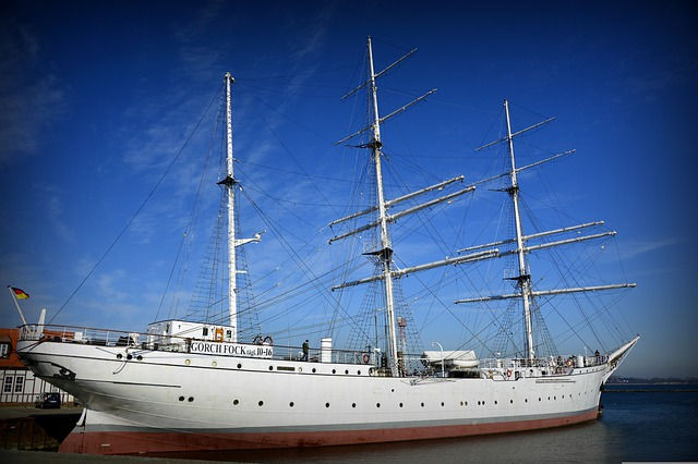 Callboy Stralsund freut sich sehr auf dich und deine Wünsche.