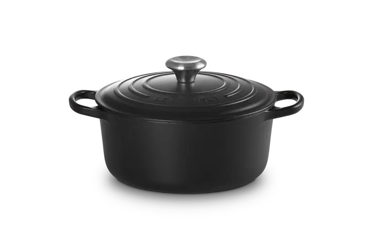 Thumbnail: Classic 24cm Round Casserole with Phenolic knob 4.2L
