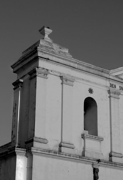 torre iglesia heredia copia.jpg