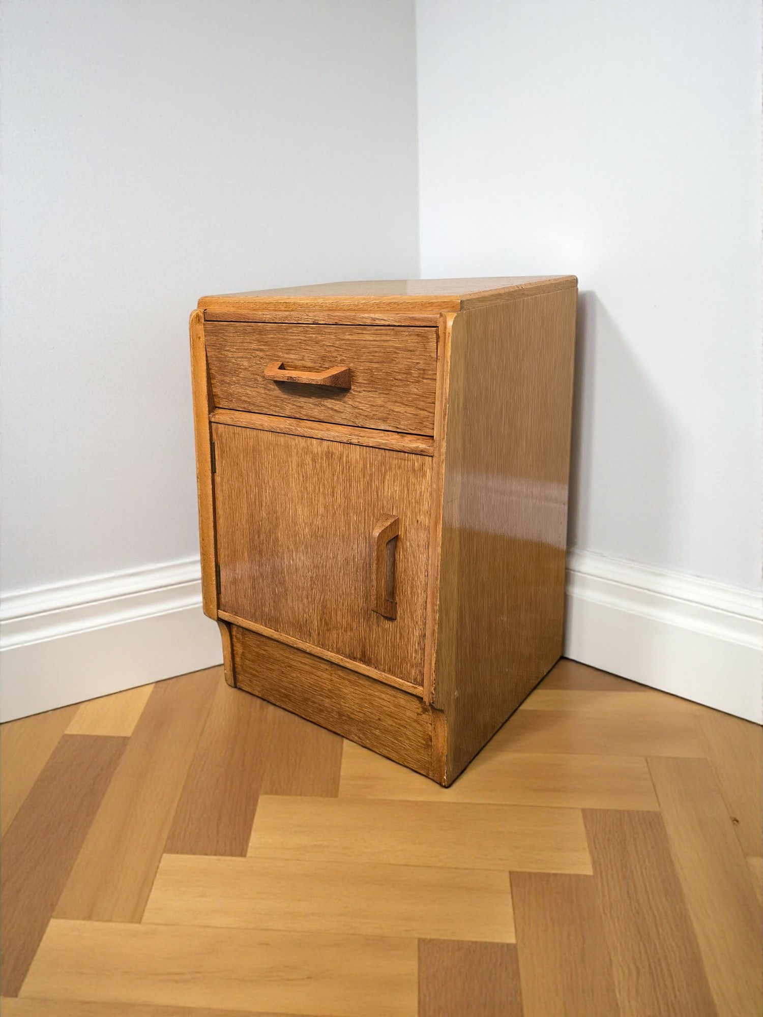 A Vintage Oak E.Gomme G-plan Bedside Table Cabinet ~Delivery Available~