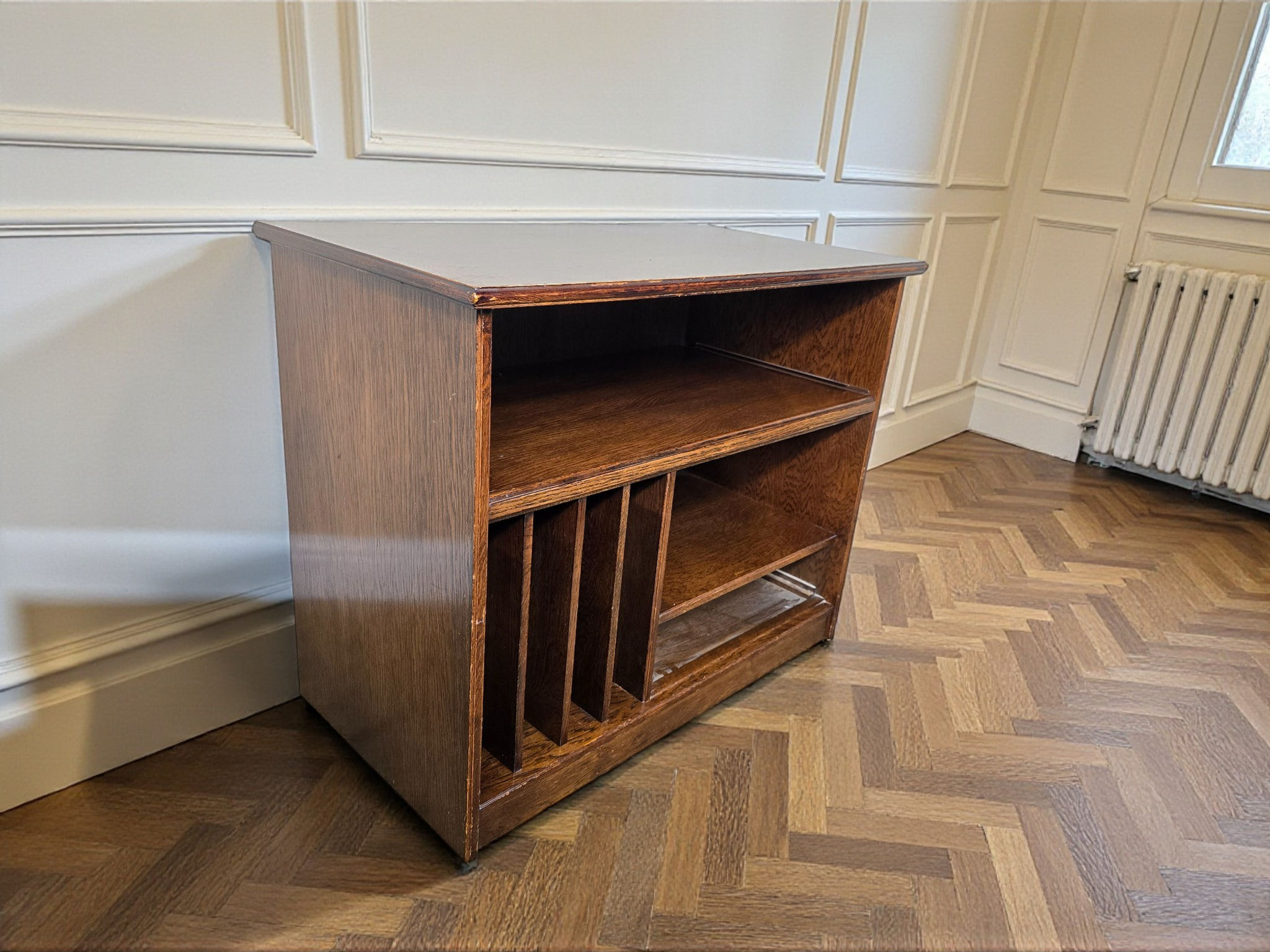 A Oak Multi Media Cabinet Sideboard T.V Unit ~Delivery Available~