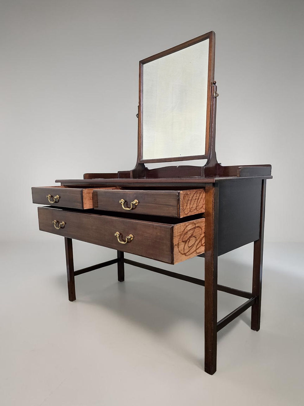 Thumbnail: An Antique Early 20th Century Druce & Co Mahogany Dressing Table ~Delivery Avail
