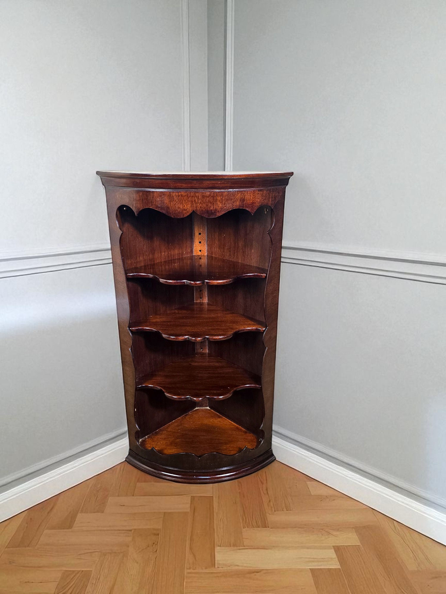 An Antique Style Mahogany High Quality Wall Hanging Corner Cabinet ~Delivery Ava