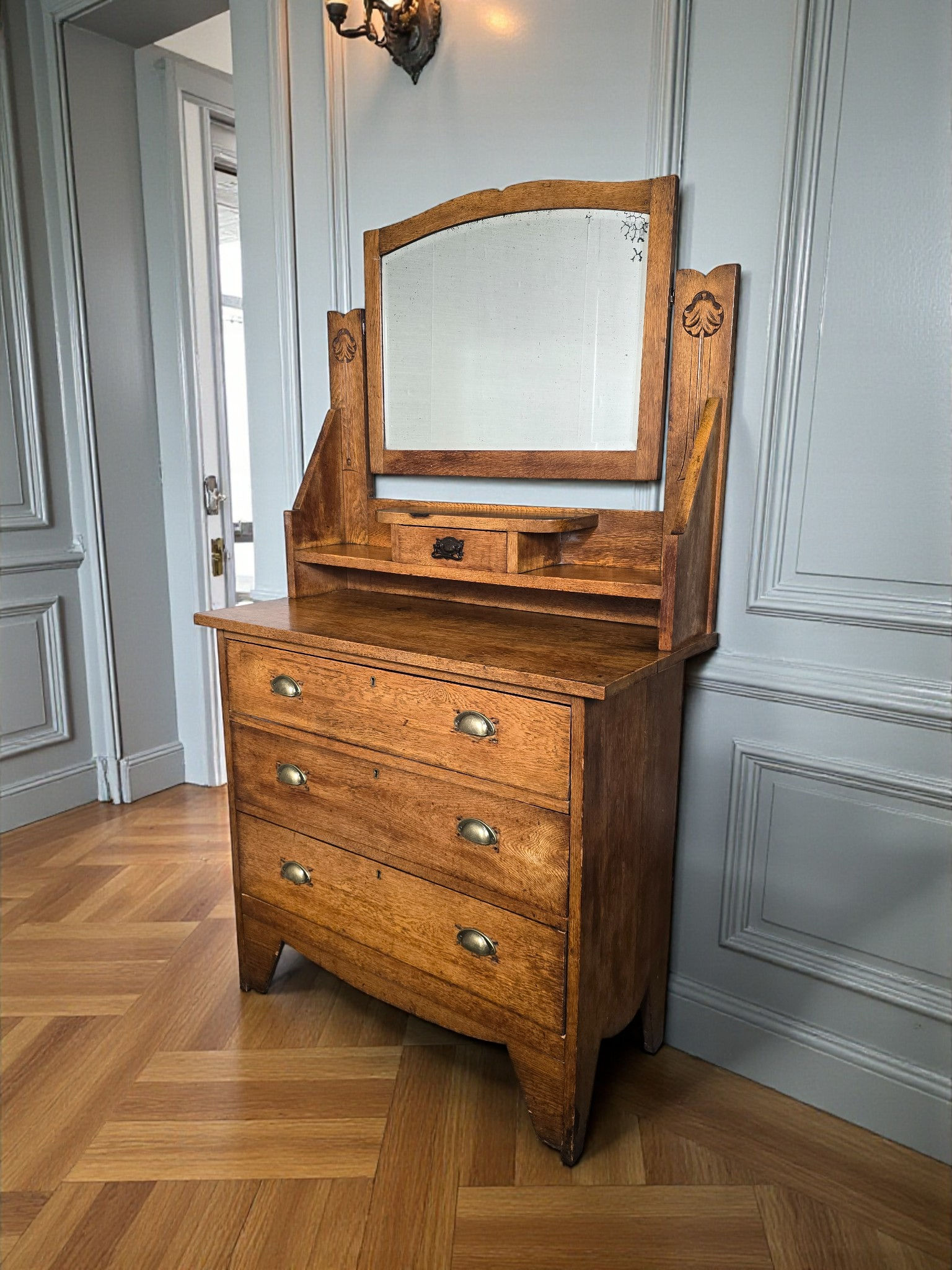 An Antique Early 20th Century Solid Oak Dressing Chest of Drawers ~Delivery Avai