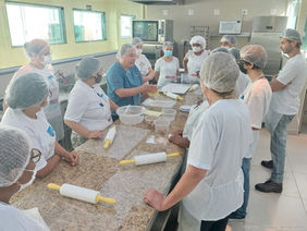 Escola de Panificação e Confeitaria dos Padeiros de SP inicia novos cursos (gratuitos) com aula de cidadania