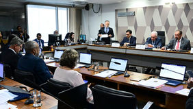 CCJ aprova o fim da escala 6X1