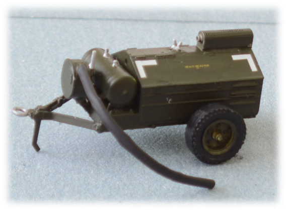 Davey MC-2A diesel air compressor; 1:35