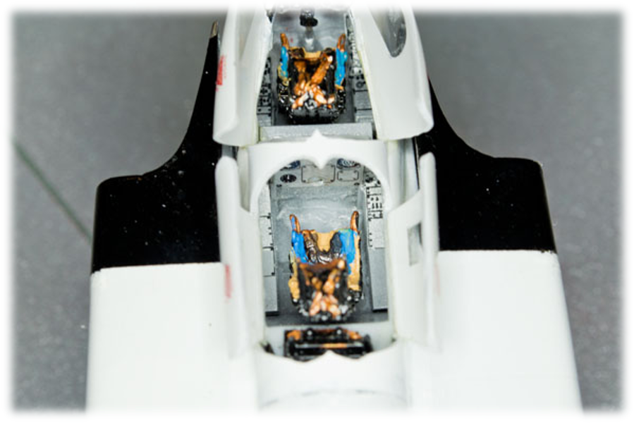 CF-105 cockpit details, 1:48.