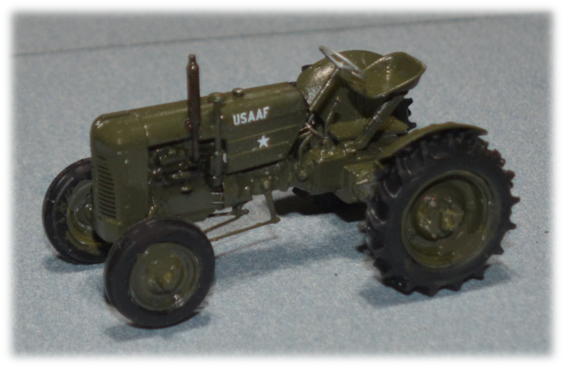 Thunder Model 35001 Case VAI tractor, 1:35