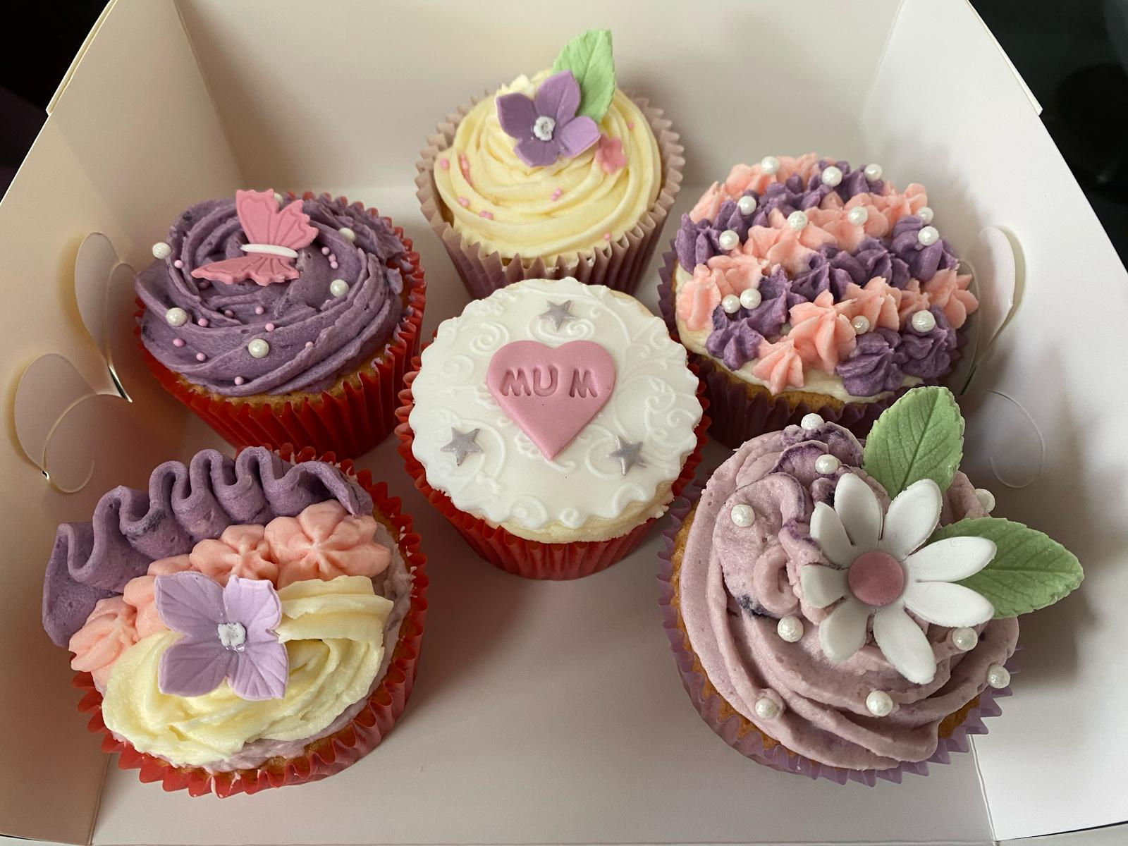 Mother's Day Cupcakes - Family Workshop Spring '26