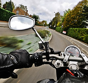 motorcycle-1827482_1920.jpg